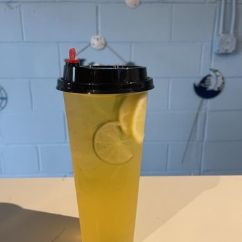 Island Poke - mango lemonade was amazing - Poke Near Me - Milford, Connecticut