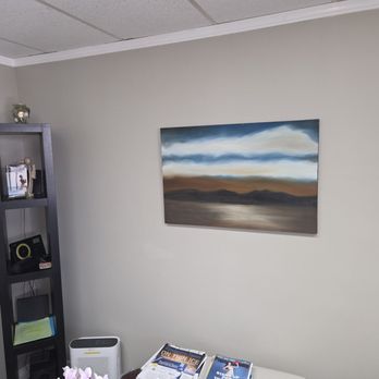 Mehry Lundquist, PhD - Lobby - Psychologists Near Me - Newport Beach, California Mehry Lundquist, PhD - Lobby - Psychologists Near Me - Newport Beach, California