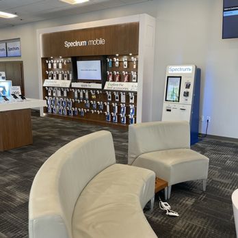 Spectrum - Seating area. - Internet Service Providers Near Me - Apopka, Florida Spectrum - Seating area. - Internet Service Providers Near Me - Apopka, Florida