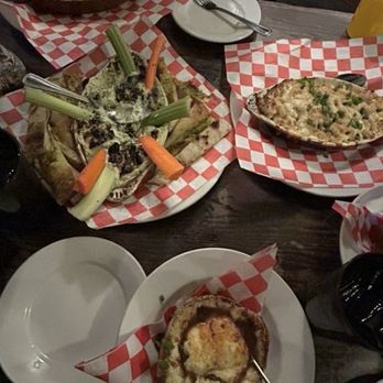 MacDuff's Pub - Artichoke dip, onion soup, shepherd's pie, Mac and cheese - Pubs Near Me - South Lake Tahoe, California MacDuff's Pub - Artichoke dip, onion soup, shepherd's pie, Mac and cheese - Pubs Near Me - South Lake Tahoe, California