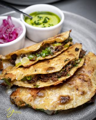 Chúuk | Mexican Kitchen and Bar by null