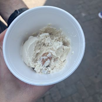 Park Circle Creamery - The best Butter Pecan Ice Cream!! - Ice Cream & Frozen Yogurt Near Me - North Charleston, South Carolina Park Circle Creamery - The best Butter Pecan Ice Cream!! - Ice Cream & Frozen Yogurt Near Me - North Charleston, South Carolina