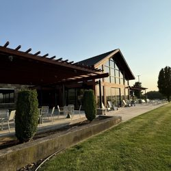Tirriddis Sparkling Wines - Tirriddis Tasting Room