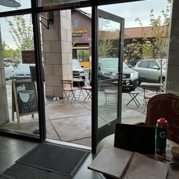 Lund Canyon Coffee - Interior and exterior - Coffee & Tea Near Me - Flagstaff, Arizona