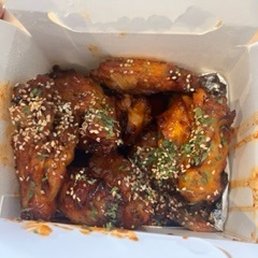 Crispy yangnyum wings Crispy yangnyum wings