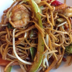 Mint Restaurant & Sushi Bar - Sebzeli Thai noodle