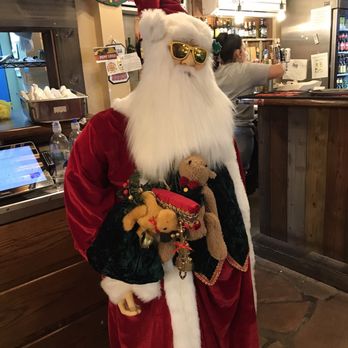 Del's Restaurant - Cool Santa at Del's - Breakfast & Brunch Near Me - Tucumcari, New Mexico