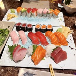 Trio color platter and Rainbow Roll Trio color platter and Rainbow Roll