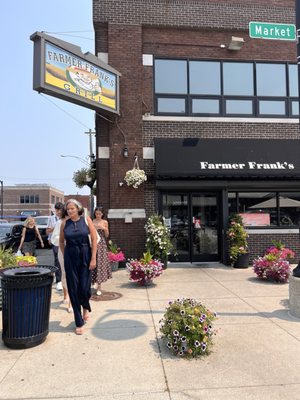 Farmer Frank's by null