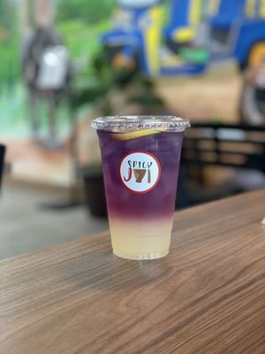 Photo of Spicy Joi Banh Mi-Noodles-Lao Street Food - Concord, CA, US. Butterfly Pea Flower Limeade
