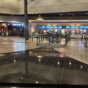 Bianchi Theatres - Cinema Near Me - Paramount, California