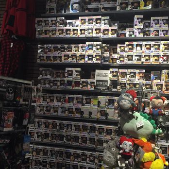 Hot Topic - Pops - Accessories Near Me - Valencia, California