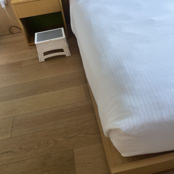 SoJo Spa Club - Showing bed height and the stool we were provided to accommodate for a medical device (thank you again). - Saunas Near Me - Edgewater, New Jersey