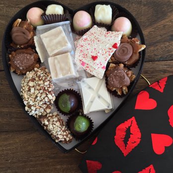Candy Box - Hand-picked Valentine's candy in all the flavors the college girl loves! - Ice Cream & Frozen Yogurt Near Me - Marysville, California