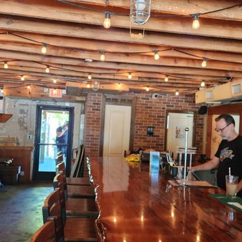 The Thirsty Topher - Wine Bars Near Me - Orlando, Florida