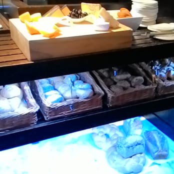 Eight at Cordis - Breads - Breakfast & Brunch Near Me - Auckland, AUK Eight at Cordis - Breads - Breakfast & Brunch Near Me - Auckland, AUK