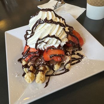 The Waffle Window - Strawberry Nutella Waffle - Breakfast & Brunch Near Me - Portland, Oregon The Waffle Window - Strawberry Nutella Waffle - Breakfast & Brunch Near Me - Portland, Oregon