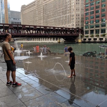 Sweet Home Gelato - Water fountain out front for the kids to splash in - Gelato Near Me - Chicago, Illinois Sweet Home Gelato - Water fountain out front for the kids to splash in - Gelato Near Me - Chicago, Illinois