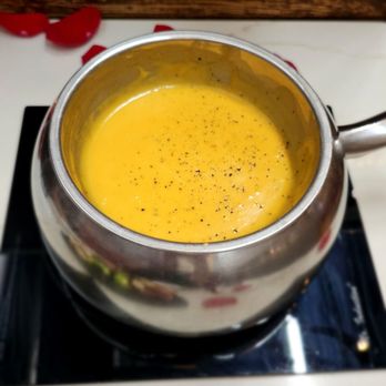 The Melting Pot - Wisconsin cheddar fondue - Fondue Near Me - Pittsburgh, Pennsylvania The Melting Pot - Wisconsin cheddar fondue - Fondue Near Me - Pittsburgh, Pennsylvania
