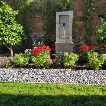Yard Techs - Flower installation service for a lawn maintenance client. - Landscaping Near Me Yard Techs - Flower installation service for a lawn maintenance client. - Landscaping Near Me