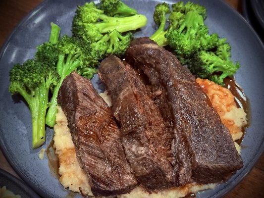 Grain & Grog American Tavern by null