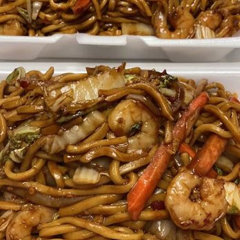 China Town - Shrimp Lo Mein - Chinese Near Me - Oconomowoc, Wisconsin China Town - Shrimp Lo Mein - Chinese Near Me - Oconomowoc, Wisconsin