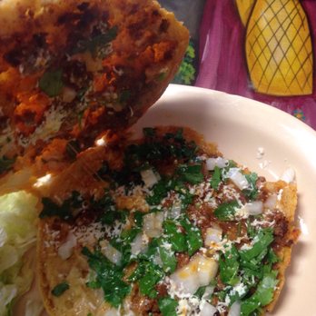 La Noria - Gordita de chorizo y queso - Mexican Near Me - Coachella, California La Noria - Gordita de chorizo y queso - Mexican Near Me - Coachella, California