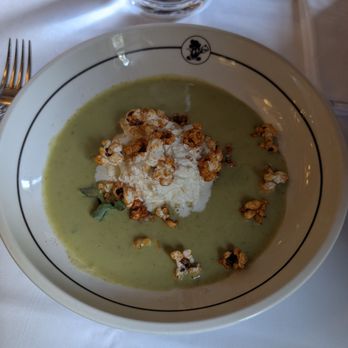 Walt’s - An American Restaurant - Velouté de petits pois - American Near Me - Chessy, 75