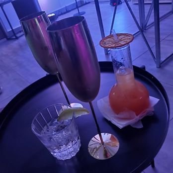 Condado Cigar Lounge - Champagne    & sex on the beach - Cigar Bars Near Me - San Juan, Puerto Rico