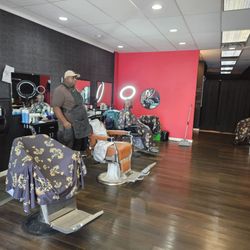 Legends Barber Lounge