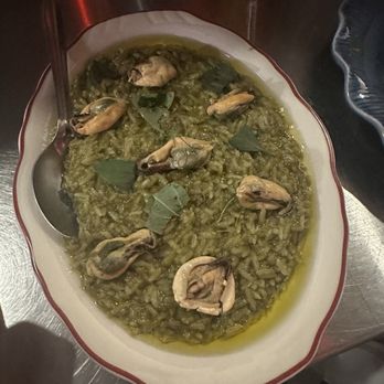 Holy Basil - Mussels green curry risotto - Thai Near Me - Los Angeles, California Holy Basil - Mussels green curry risotto - Thai Near Me - Los Angeles, California