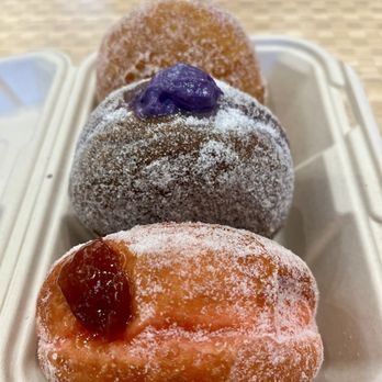 Pono Pastries - Malasada with haupia filling, ube malasada with ube cream filling, guava malasada with guava filling - Coffee & Tea Near Me - Waikoloa, Hawaii Pono Pastries - Malasada with haupia filling, ube malasada with ube cream filling, guava malasada with guava filling - Coffee & Tea Near Me - Waikoloa, Hawaii