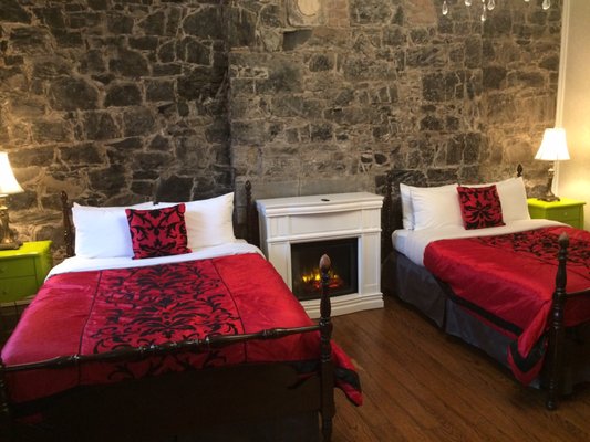 HOTEL MANOIR STE-GENEVIÈVE - Old Port Quebec by null
