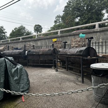M&M Bbq - Where the magic smoke converts your meal into happiness! - Barbeque Near Me - Knoxville, Tennessee M&M Bbq - Where the magic smoke converts your meal into happiness! - Barbeque Near Me - Knoxville, Tennessee
