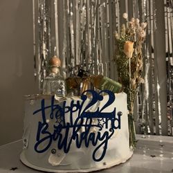 Short Street Cakes - 22nd birthday party cake