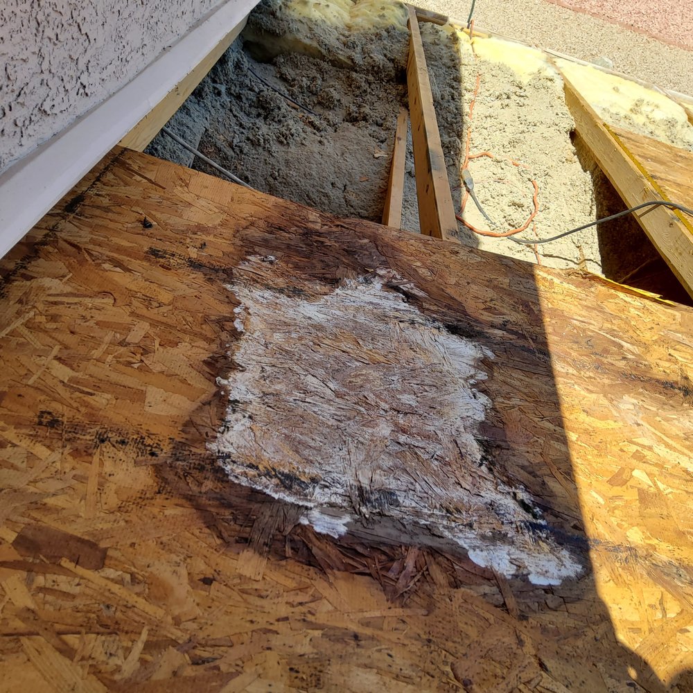 Estrella Roofing - Discovered some rotting plywood. Probably not long before a leak started. - Roofing Near Me - Avondale, Arizona Estrella Roofing - Discovered some rotting plywood. Probably not long before a leak started. - Roofing Near Me - Avondale, Arizona