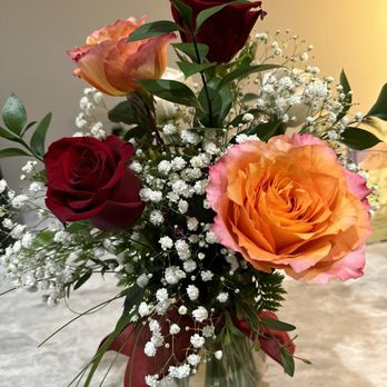 Beach Blossoms - Roses - Flowers & Gifts Near Me - Myrtle Beach, South Carolina