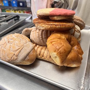 Panaderia La Colmena - Bakeries Near Me - Sun Valley, California Panaderia La Colmena - Bakeries Near Me - Sun Valley, California
