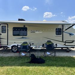 Bish's RV of Center Point - Urbana - Coachmen Freedom Express Ultralight