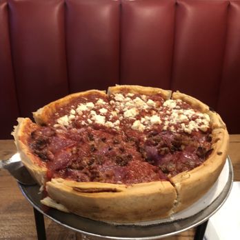 Giordano's - Pizza Near Me - Chicago, Illinois
