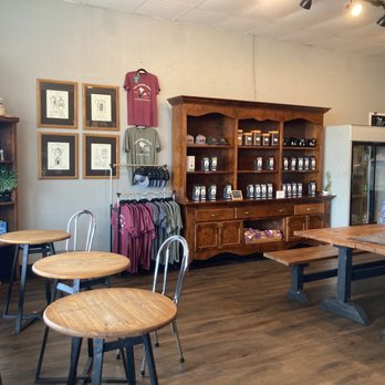 The Coffee Snob - Additional seating inside and coffee and items for sale. - Coffee & Tea Near Me - Leesburg, Florida The Coffee Snob - Additional seating inside and coffee and items for sale. - Coffee & Tea Near Me - Leesburg, Florida