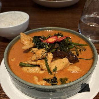 Siam - Chicken Curry - Thai Near Me - Montreal, Quebec Siam - Chicken Curry - Thai Near Me - Montreal, Quebec