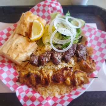 Smokey's - Chiken and Beef Kabob with Rice, Salad, and Garlic bread - Barbeque Near Me - Yorkville, Illinois Smokey's - Chiken and Beef Kabob with Rice, Salad, and Garlic bread - Barbeque Near Me - Yorkville, Illinois