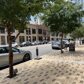 Arriba Abajo - Parking. - Mexican Near Me - Austin, Texas