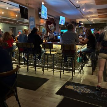 Dogtooth Bar & Grill - American Near Me - Wildwood, New Jersey