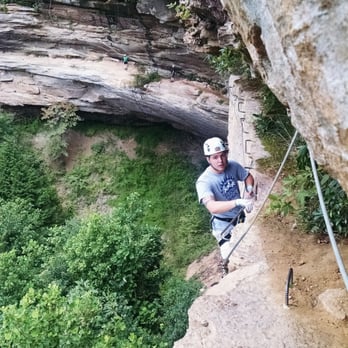 Southeast Mountain Guides - Climbing Near Me - Campton, Kentucky