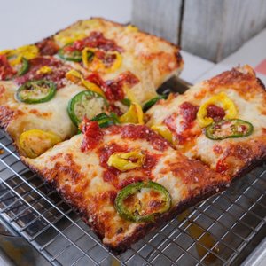 LOUI’S PIZZA - 301 Photos & 553 Reviews - 23141 Dequindre Rd, Hazel