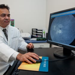 Illinois Retina & Eye Associates - Dr. Kishore reviews testing of the retina