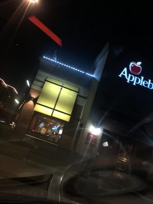 Applebee's Grill + Bar by null