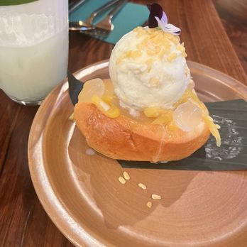 Mitr Thai - Dessert with jackfruit - Thai Near Me - New York, New York Mitr Thai - Dessert with jackfruit - Thai Near Me - New York, New York
